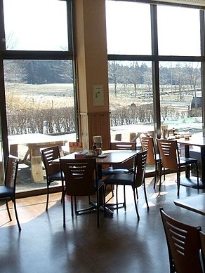 restaurant2